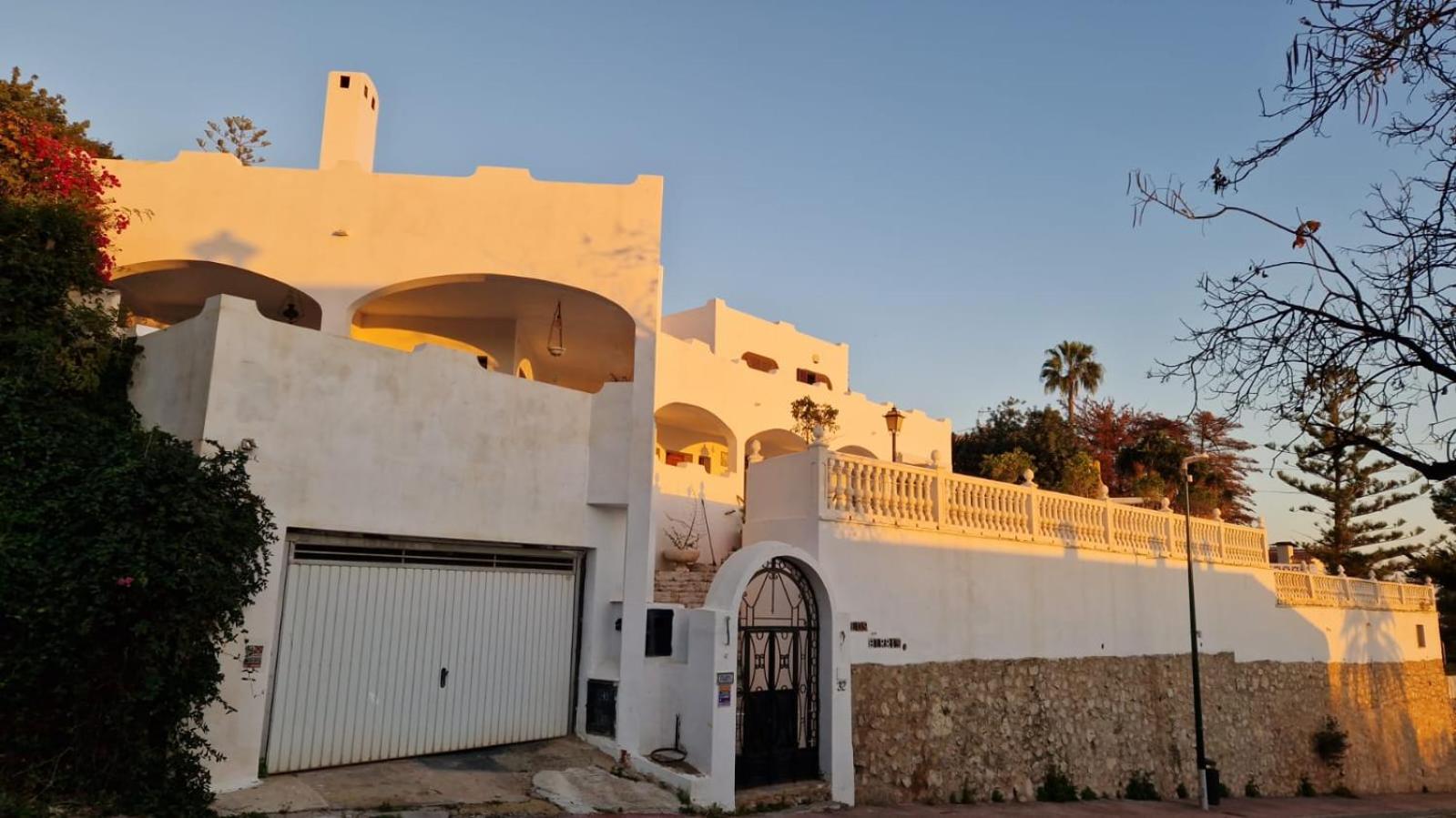 Apartment Doble Con Bano Grande Privado En Piso Compartido Málaga