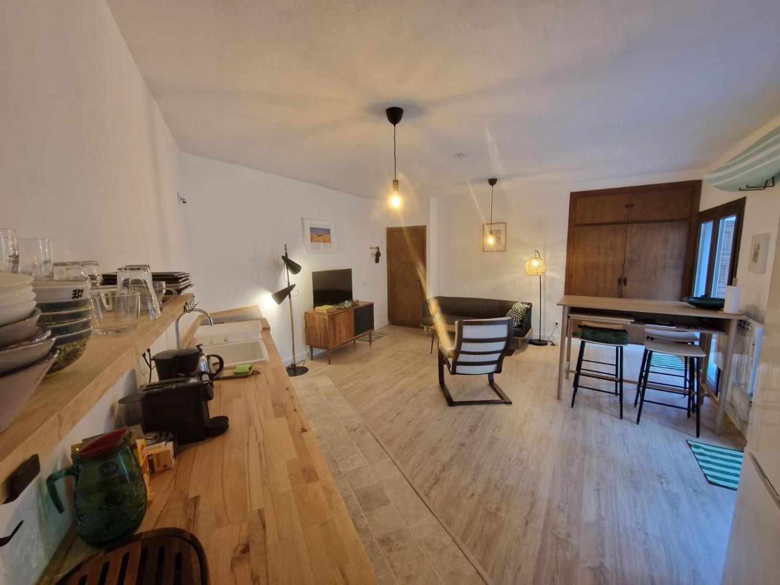 Doble Con Bano Grande Privado En Piso Compartido Apartment