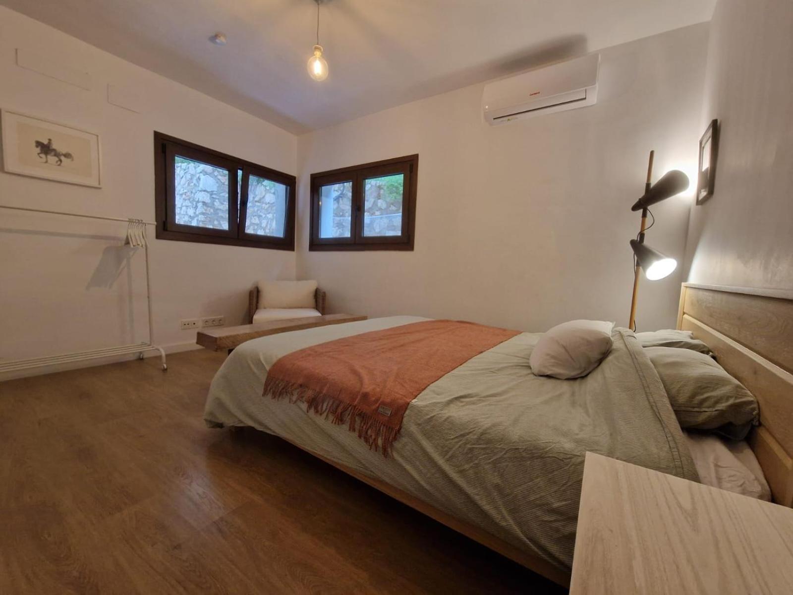 Apartment Doble Con Bano Grande Privado En Piso Compartido *